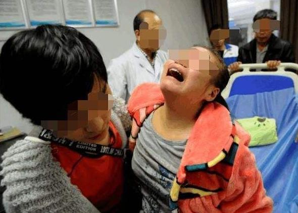 孩子发生意外烫伤的处理顺序,又被烫伤了怎么处理才有效