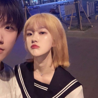 男生因为小事冲你发脾气值得谈不,男生因为一点小事和你发脾气