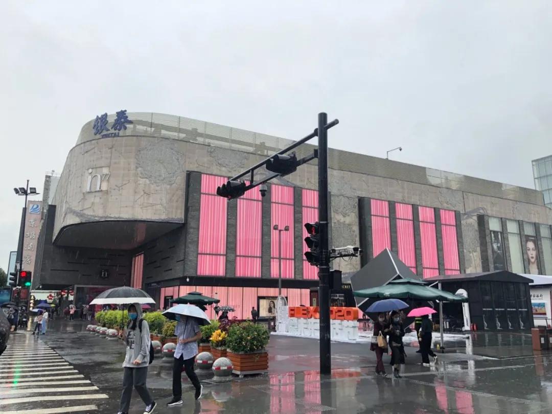 年销52亿，杭州第三！这个商场凭什么？