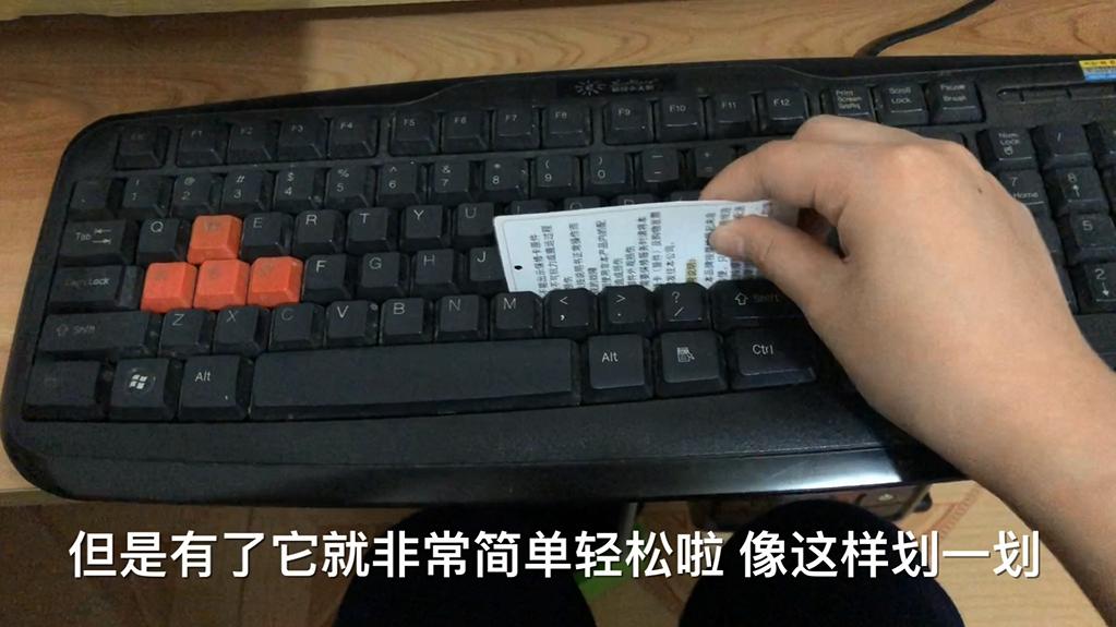 衣服吊牌不要扔香水,衣服上的吊牌别急着丢
