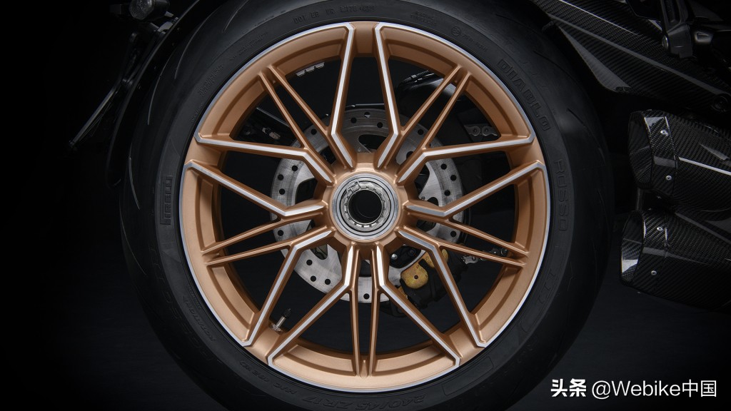 2020款杜卡迪大魔鬼摩托车推荐,杜卡迪兰博基尼联名摩托车