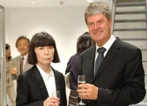 lv路易威登成都,lv和川久保玲的联名