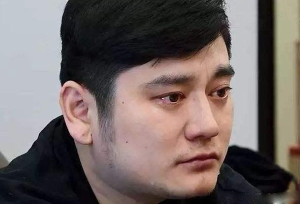 钱枫年轻的时候图片校草,钱枫以前还是上戏校草