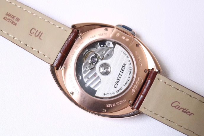 卡地亚钥匙系列和蓝气球哪个好,卡地亚钥匙和蓝气球哪个保值