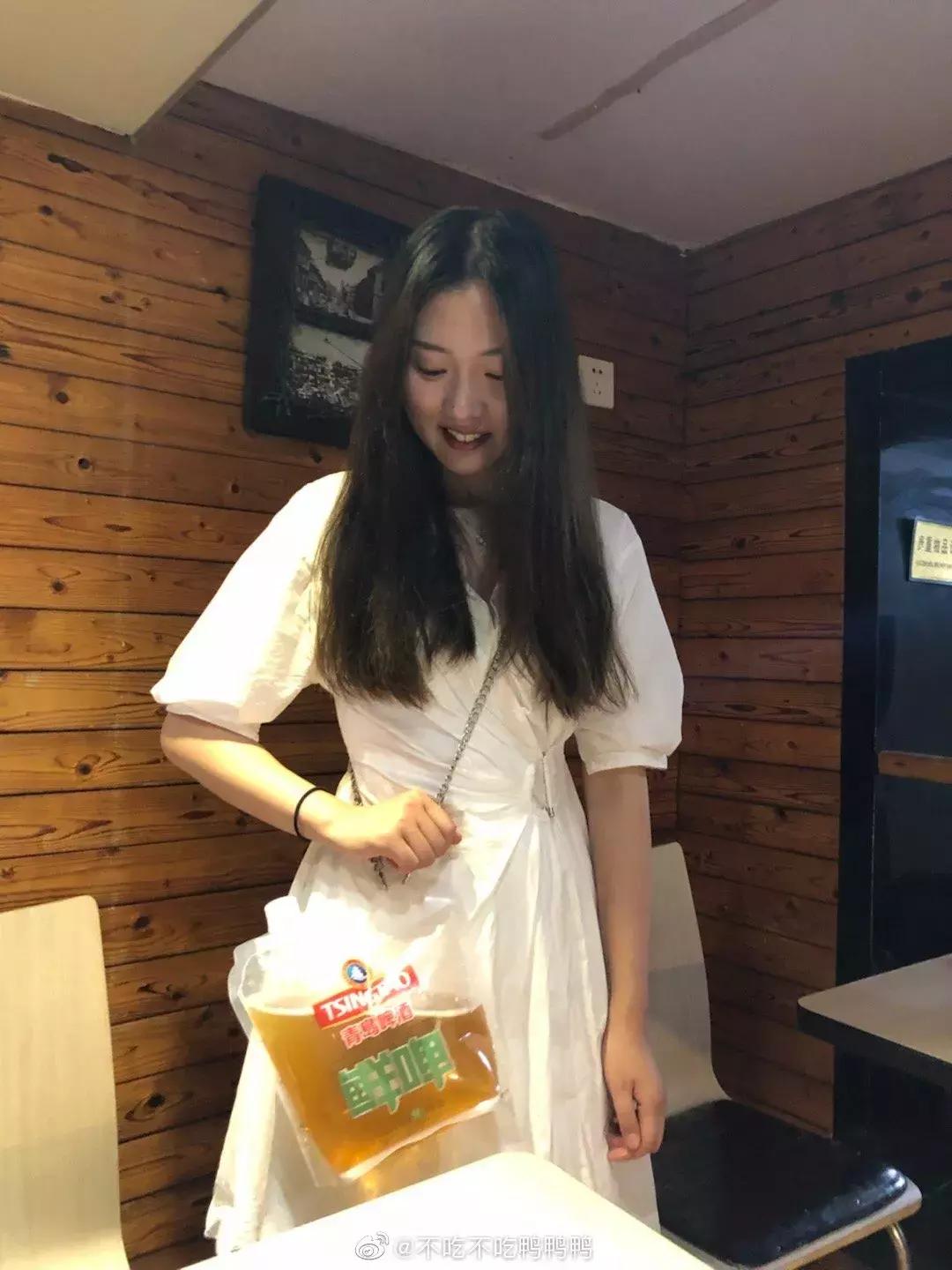 青岛啤酒易拉罐包包,青岛新款啤酒袋子