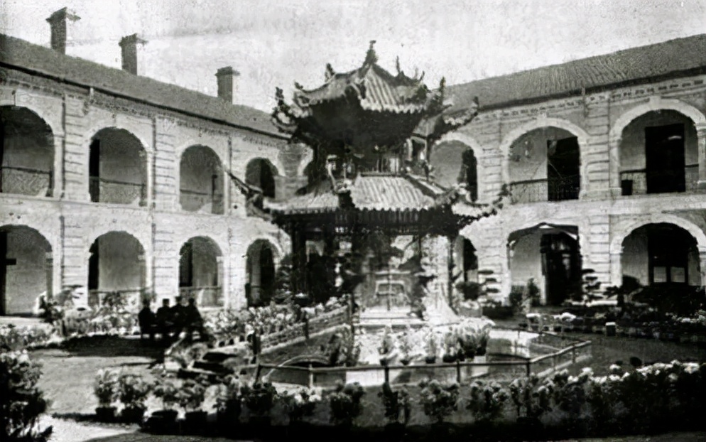 穿越百年逛展会，武汉有哪些巧板眼？