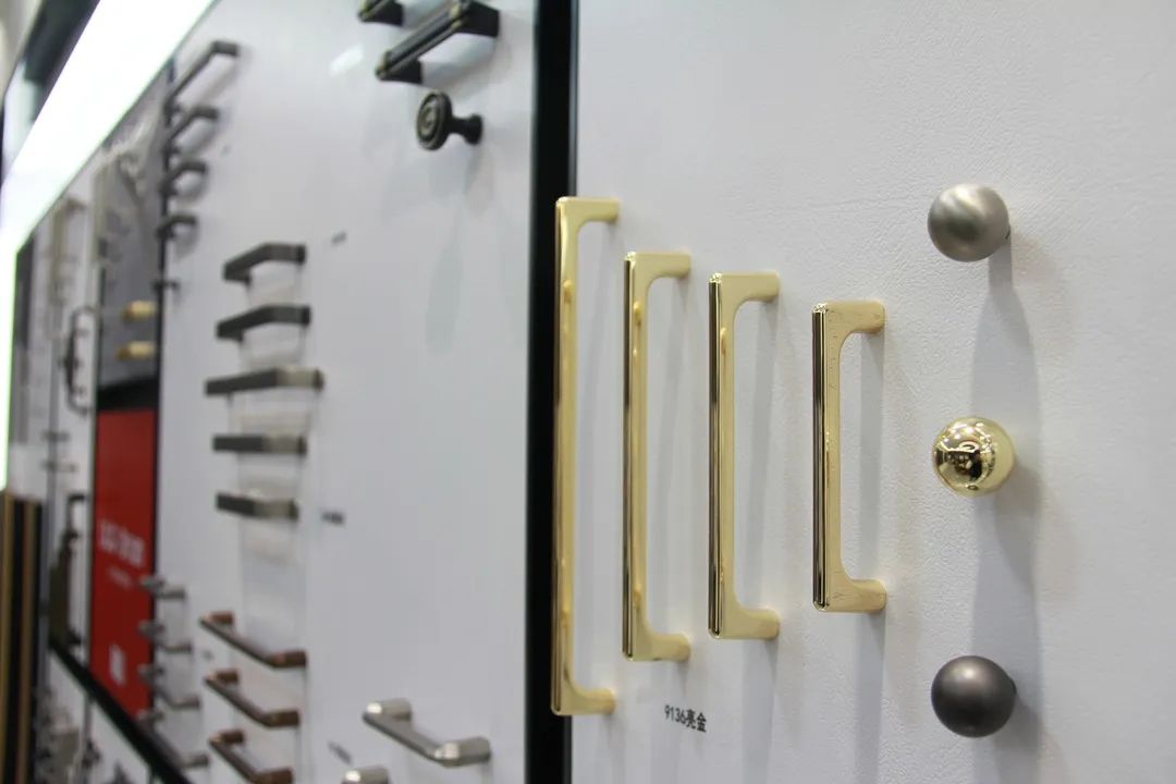 对话俞敏洪李彦宏,凯宇五金怎么样