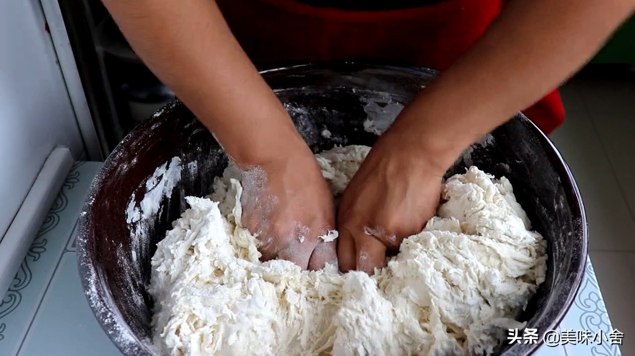 包子店蒸包子不塌陷不回缩技巧,蒸包子三层蒸锅下层包子塌陷问题