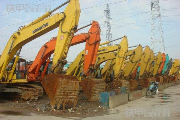 买小型挖机能赚钱吗,农村买台小型挖机赚钱吗