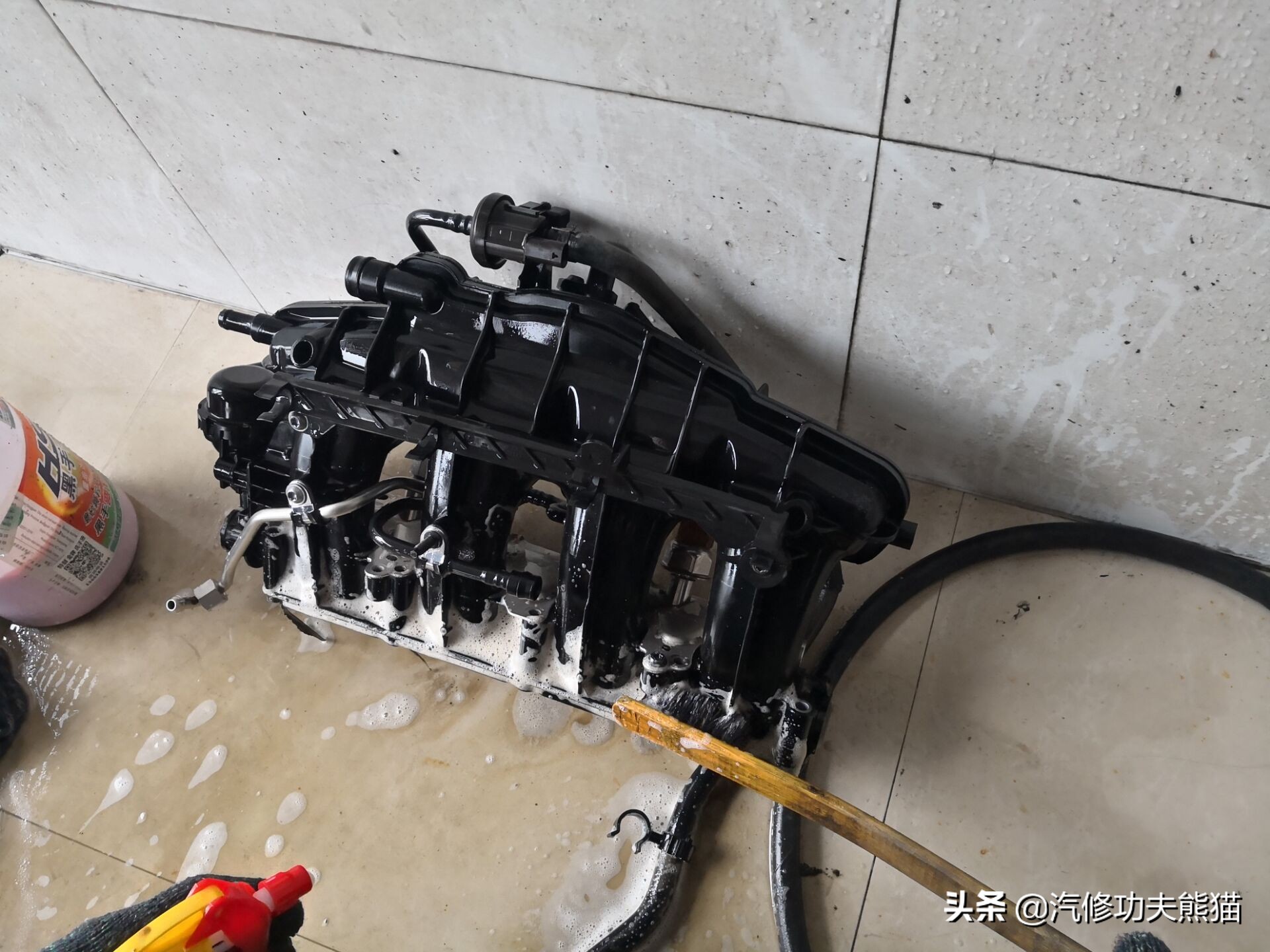 上海大众SUV销量王途观烧机油、漏机油被人乱修一通差点搞报废