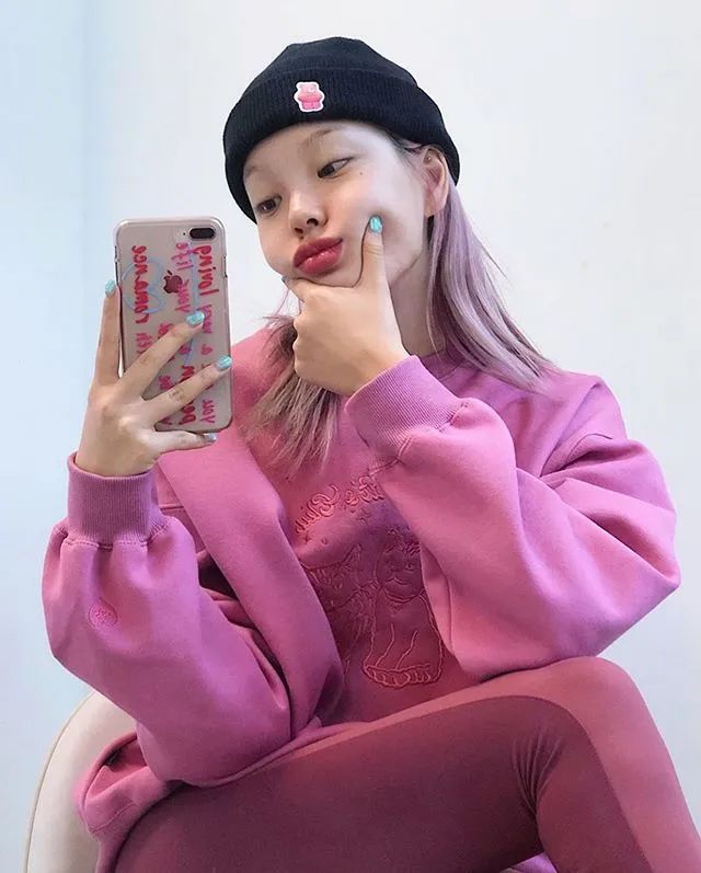 超好看的韩国原单卫衣,卫衣最新韩国款