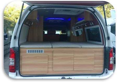 10万级别房车洛阳房车展全系展示,房车展40万的重卡房车