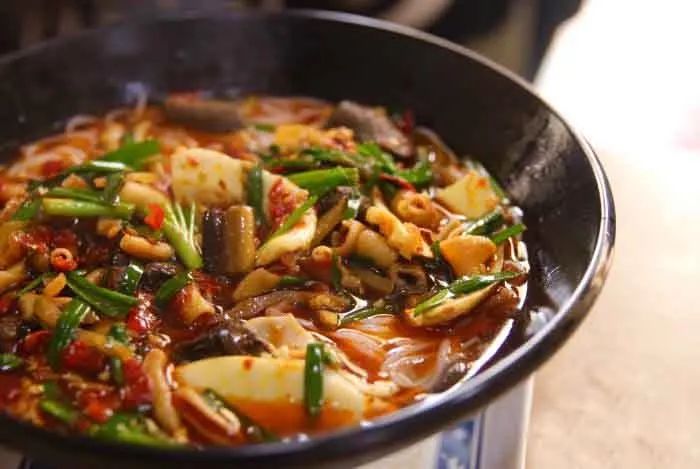 重庆各个区域好耍好吃的推荐,重庆哪有好吃好玩的地方