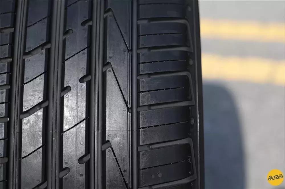 韩泰轮胎ventuss1evo2好不好,轮胎韩泰万途仕和普利司通哪个好