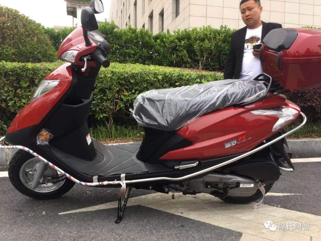 济南铃木安徽发布国四新车—6480元瑞梦125、9380元UY125