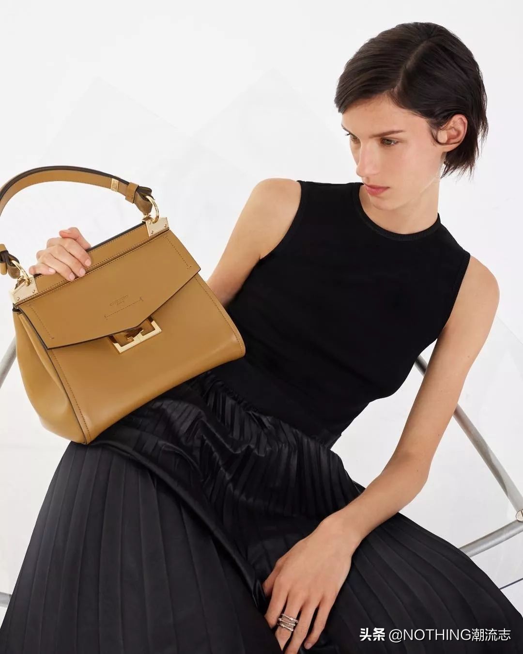 近期比较火的时尚品牌,十大潮流时尚品牌