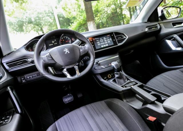 法国小钢炮标致308s,法系小钢炮308s