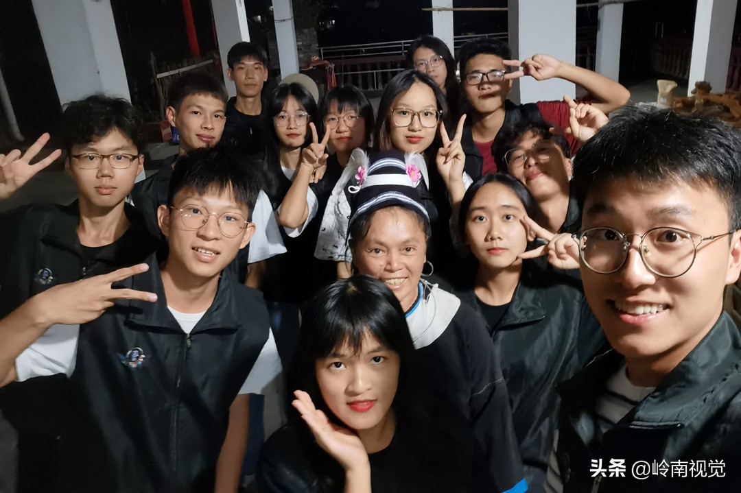 澶у鐢熺溂涓殑浜叉垰,澶у鐢熺溂涓殑鍏卞悓瀵岃