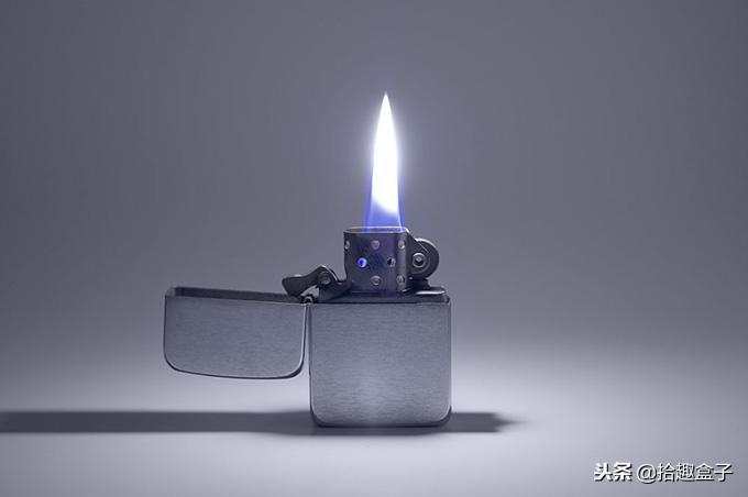 红酒软木塞破损没有开瓶器怎么开,红酒忘带开瓶器