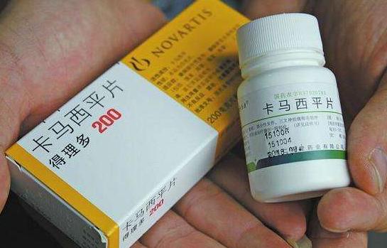 儿童抗癫痫药副作用最小的药,癫痫发作是否给抗癫痫药物