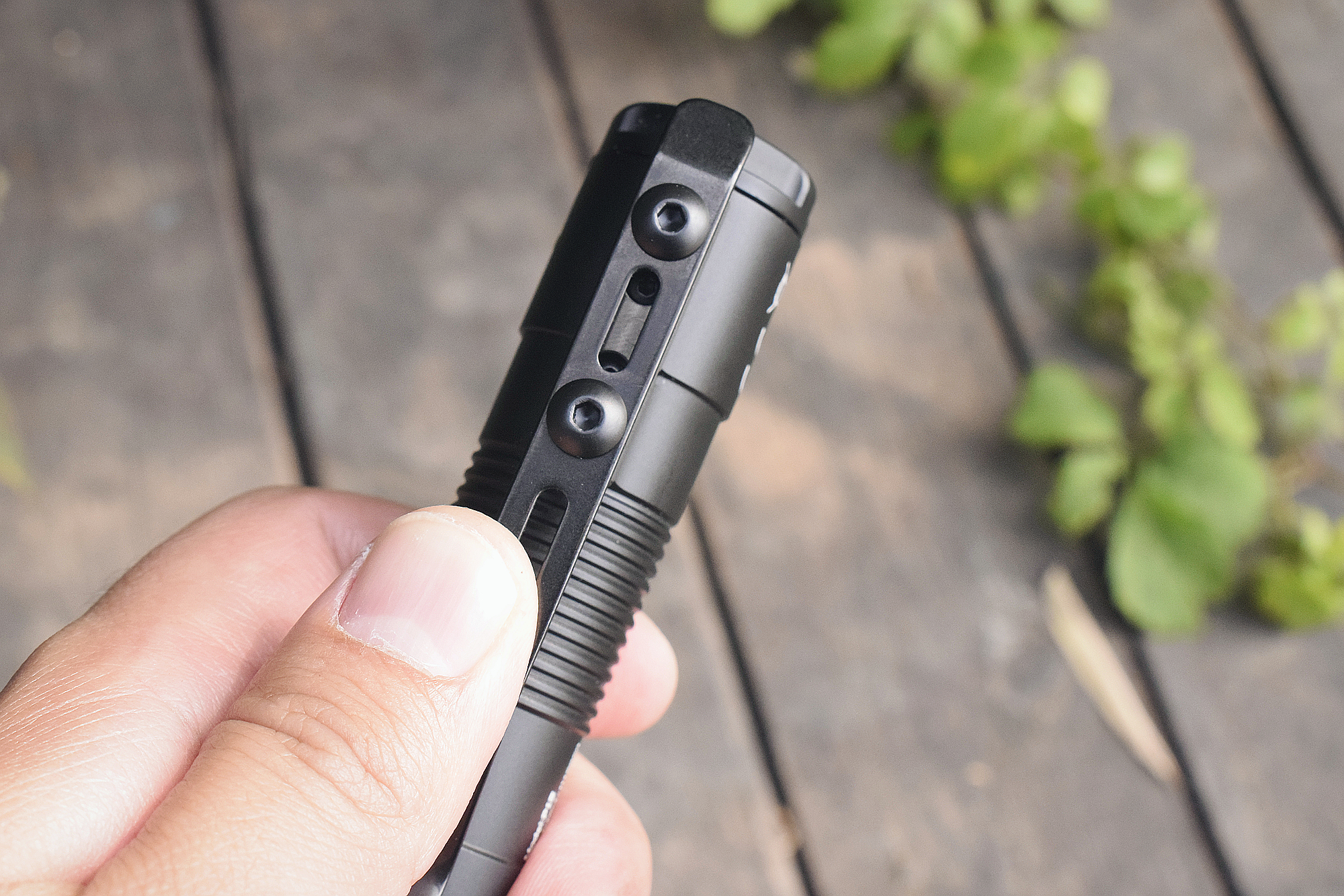 acebeam战术手电p16,acebeam捍卫者p15