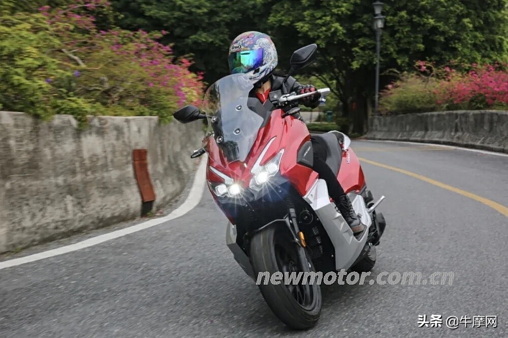 大阳v锐adv350试驾评测,汽车级驾乘体验