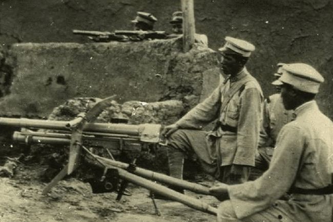 柴胡栏子事件：解放军5名师级干部牺牲，战后骑兵连指导员被处决