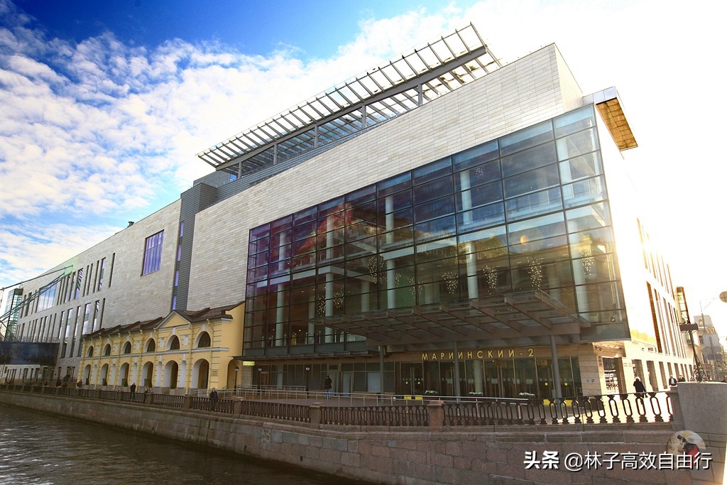 一个在俄罗斯自由行20天的游客告诉你:圣彼得堡为什么迷人