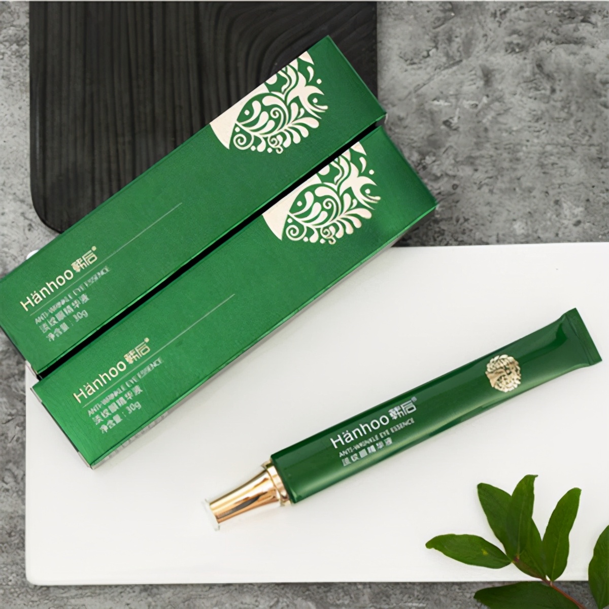 好用的学生党平价眼霜推荐,去黑眼圈眼袋松弛去细纹平价眼霜