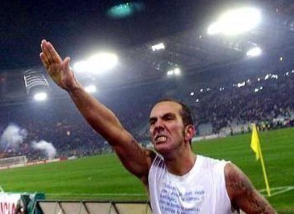 迪卡尼奥过人,迪卡尼奥放弃射门