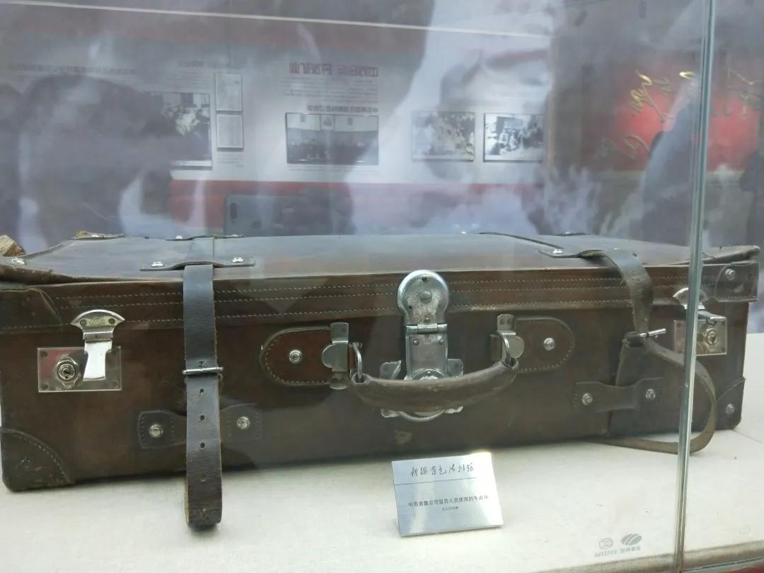 老物件成精故事,一个老物件的故事