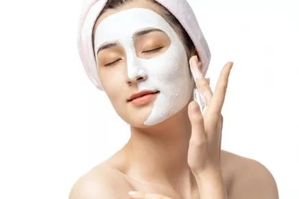 脸干刺痛是什么原因引起的,手干脸干是什么原因呢