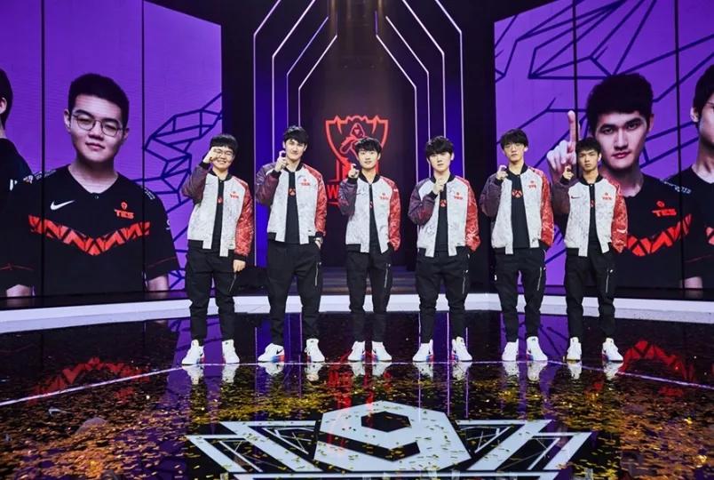 LOL携耐克打造幻彩球鞋？这些联名潮牌有点香