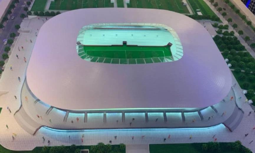 专业足球场有没有跑道,专业足球场和普通足球场谁更累