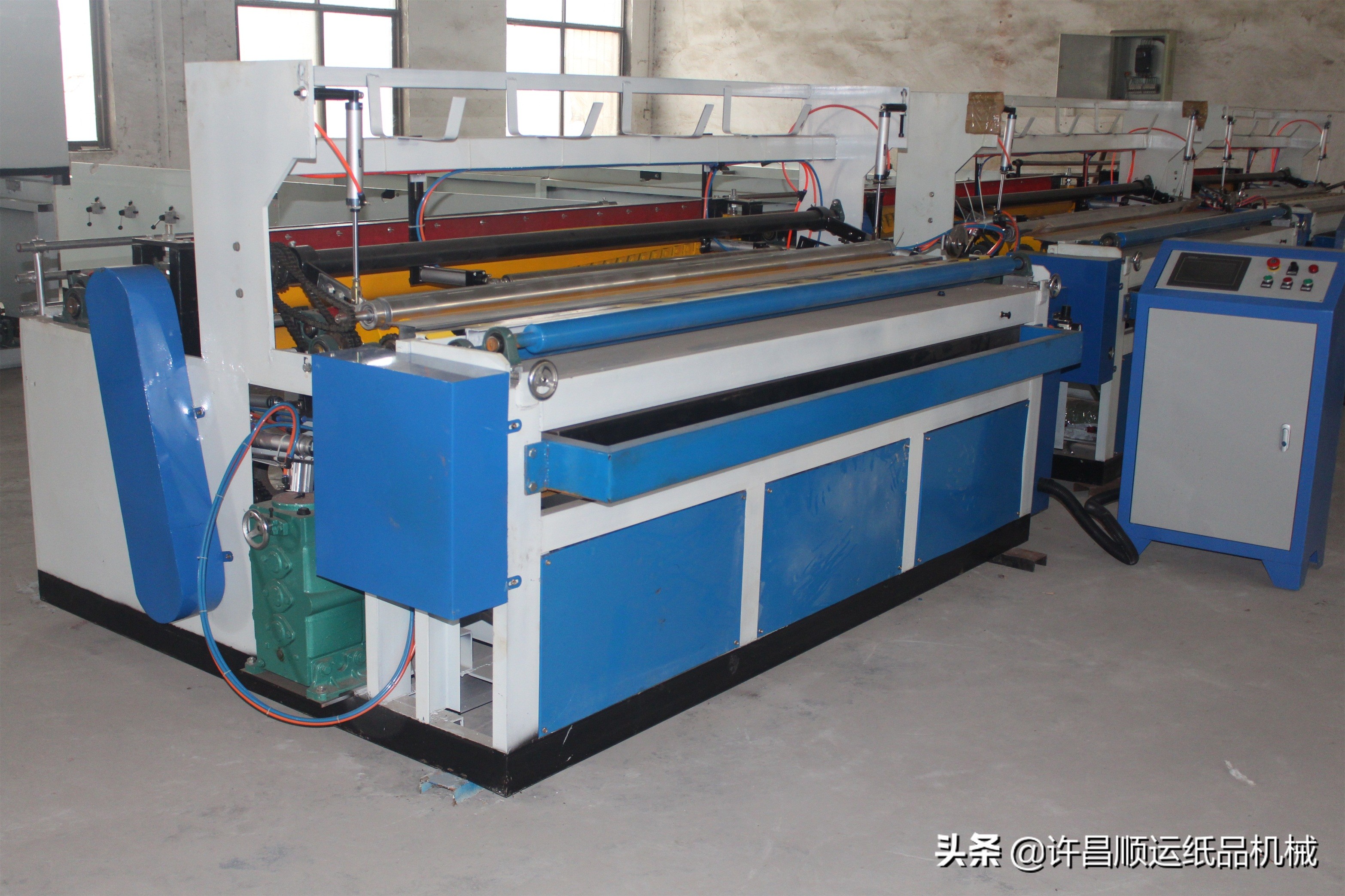 小型卫生纸复卷机设备创业,一套小型卫生纸机器多少钱