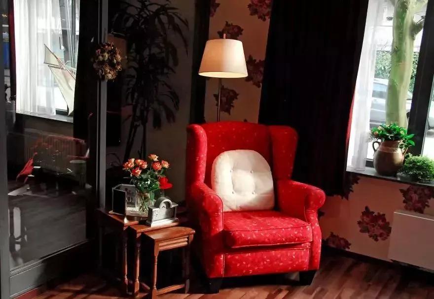 世界上最伟大的*局骗**:152名老人被骗8年,却觉得无比快乐