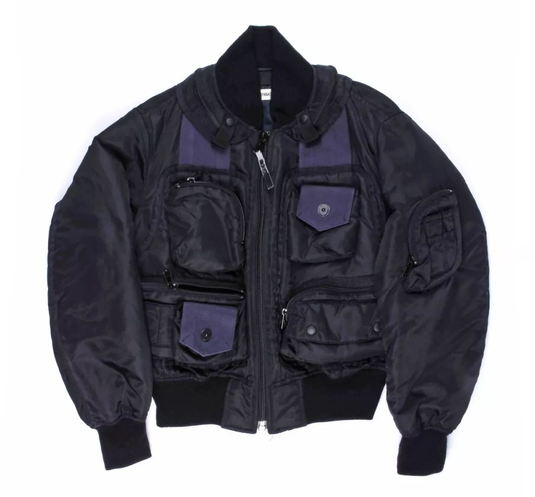 「很潮-OFFWAY」给你30万,是买archive还是hype?