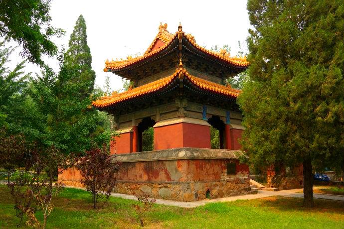 历史古迹明朝陵墓介绍,明朝皇家陵园简介