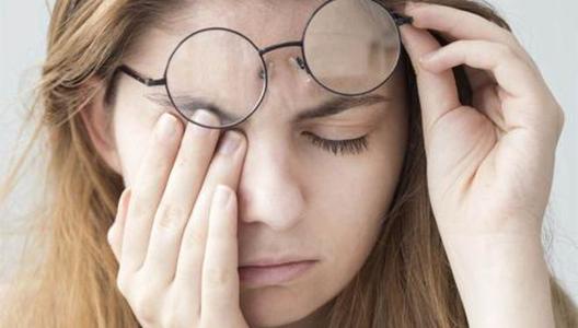 为什么我才三十岁就很多皱纹,为什么我20岁眼角就有细纹了