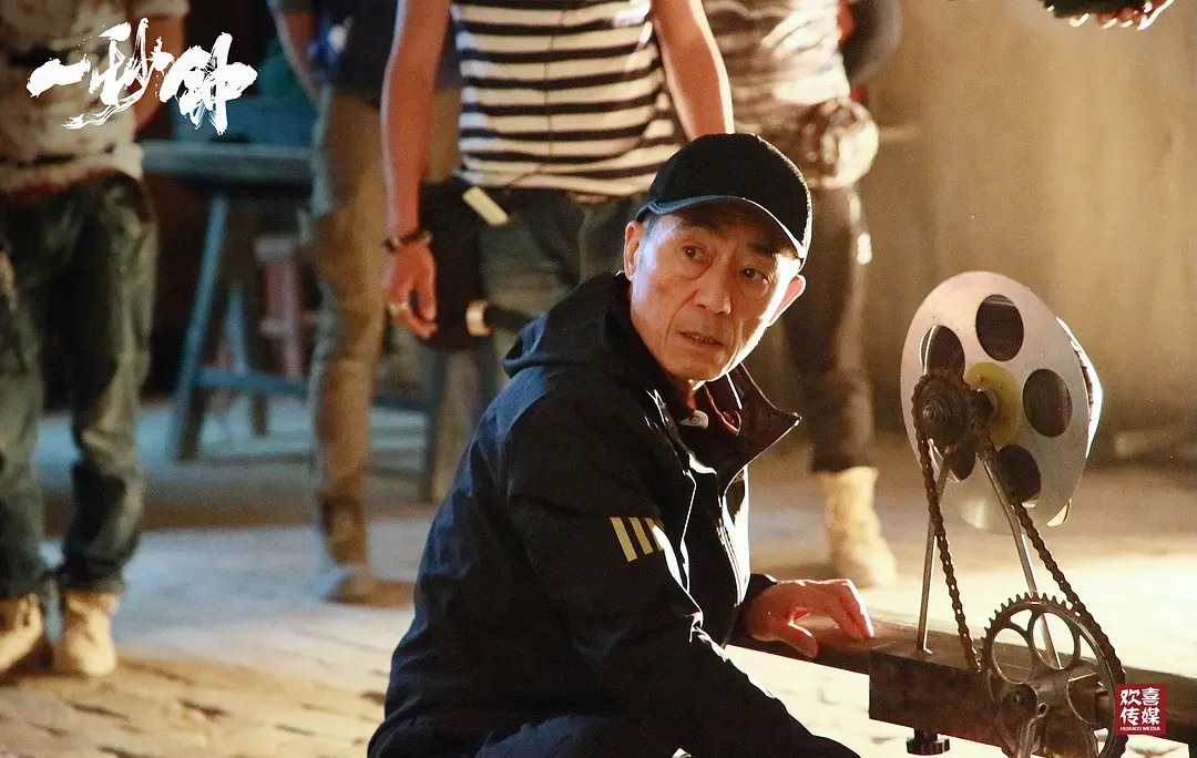 章宇宋佳演激情戏,王*源千**肉搏吴彦祖,谁能在最惨11月成为黑马