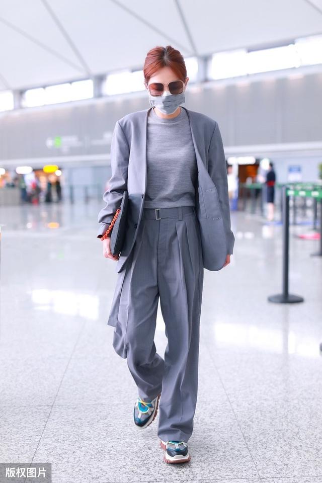 陈嘉桦同款牛仔裤,陈嘉桦私服穿搭低调不张扬