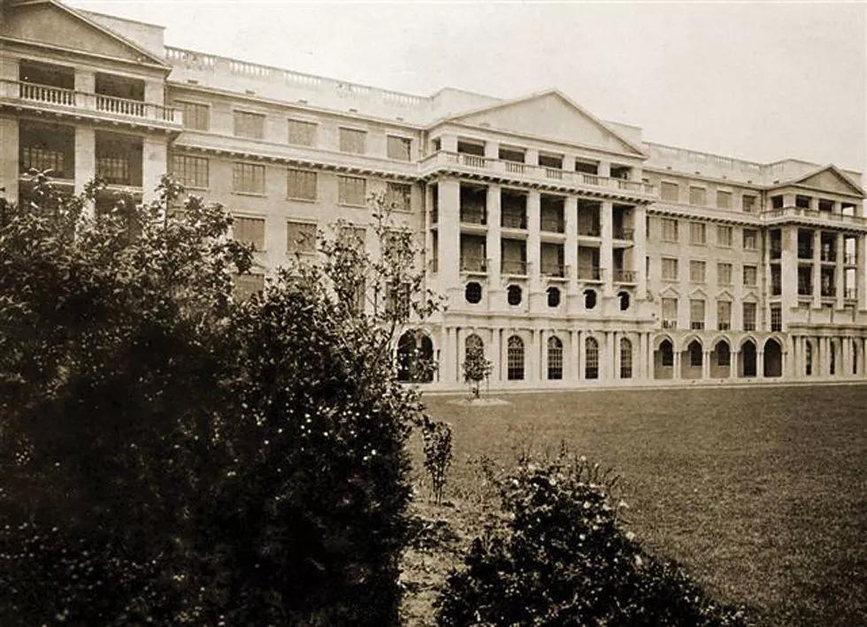 上海百年邬达克建筑——宏恩医院，最近长高了1.2米