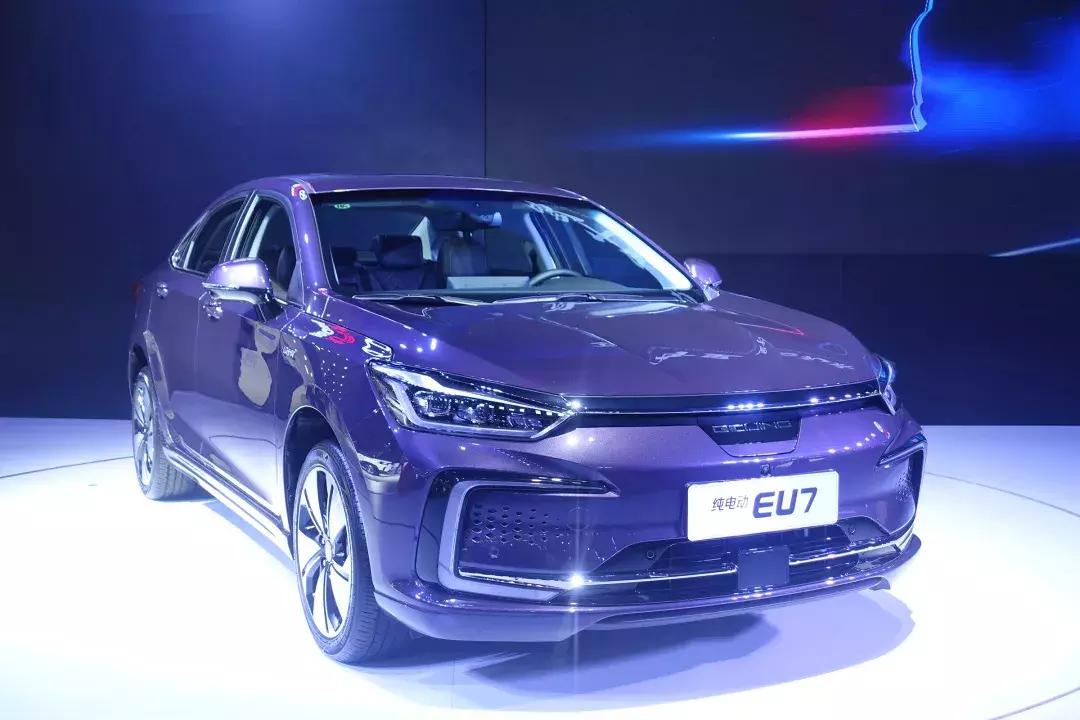 成都车展新能源车型谁领风骚,成都车展新能源汽车有哪些车