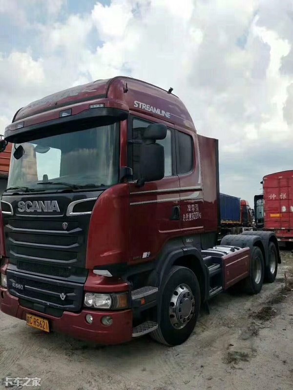 斯堪尼亚8x4牵引车多少钱一台,斯堪尼亚牵引车v8