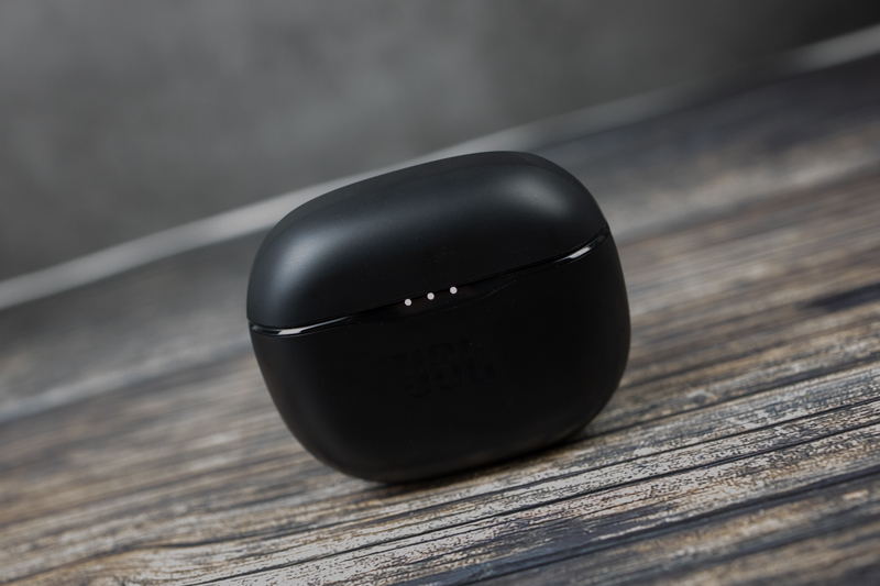 jbltune125tws和100tws区别,jbltune215tws蓝牙耳机评测