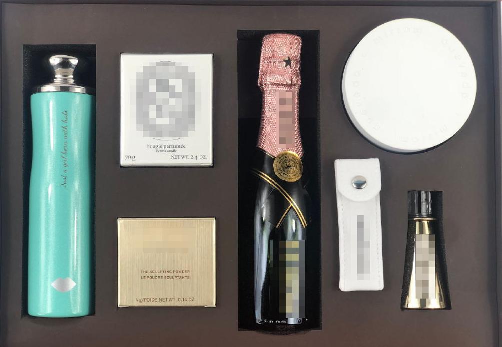 向佐郭碧婷婚礼第一次同台,向佐郭碧婷办周岁宴