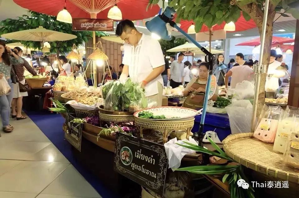 IDEO东方双子星|距BTS素坤逸线Bangna站250米，13.5万泰铢/㎡起与世界级地标购物中心为邻