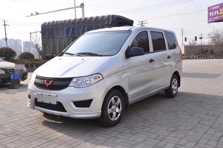 二手车推荐5-8万发动机,两万左右的面包车二手车