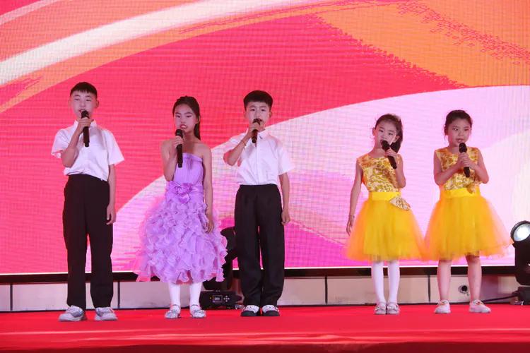 2021年驻马店蓝蓓蕾艺术学校大型公益晚会圆满落幕