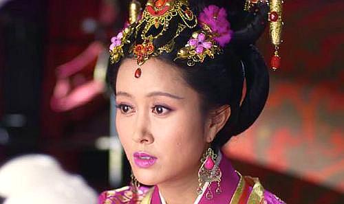 楚国后宫最强心机婊，利用楚怀王身上有狐臭计除情敌